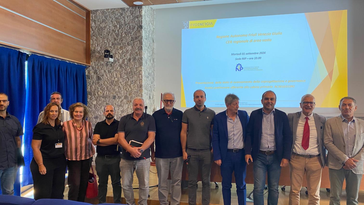 La foto di gruppo al termine dell'incontro a Maniago